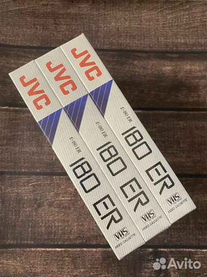 VHS кассеты новые запечатанные