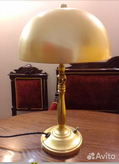 Старинная веннтажная настольная лампа до 1917г