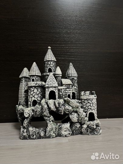 Игрушка замок для аквариума