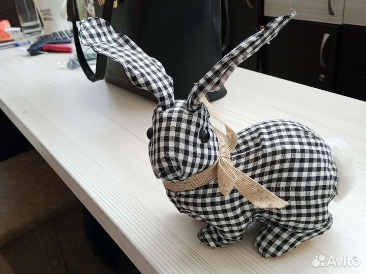 Заяц сувенирный