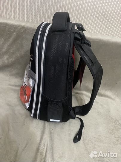 Рюкзак школьный