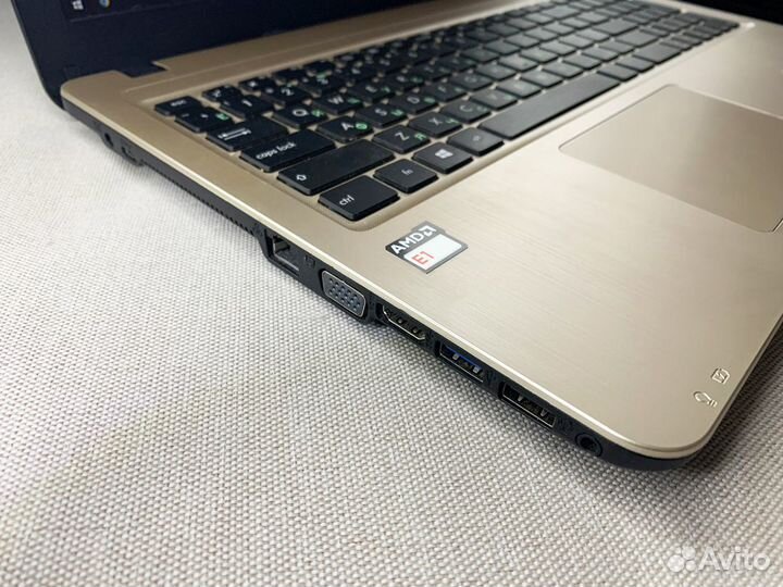Ноутбук Asus X540YA Gold