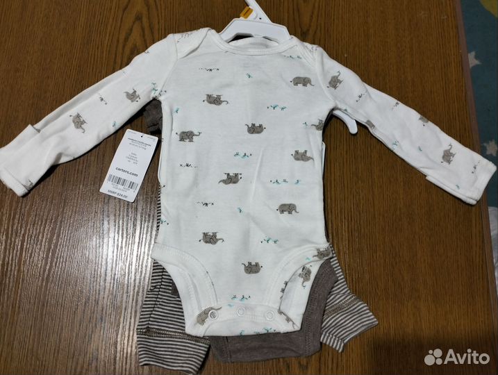 Комплект Carter's