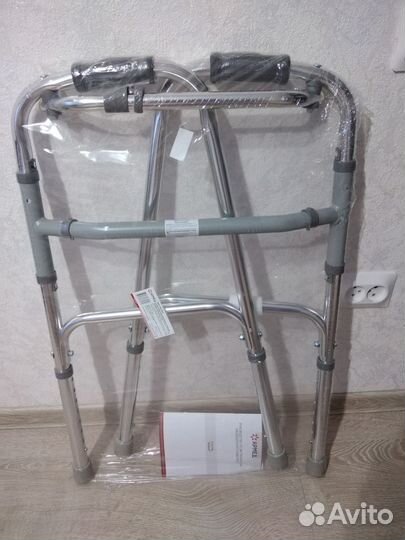 Ходунки для взрослых шагающие