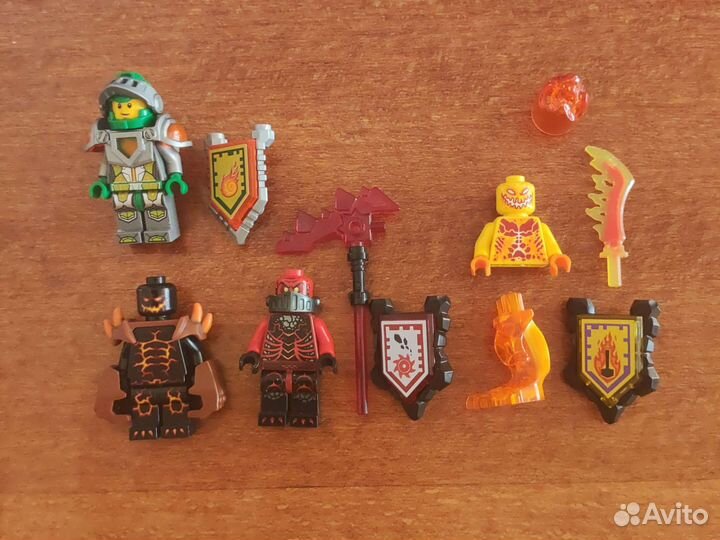 Lego минифигурки из разных серий