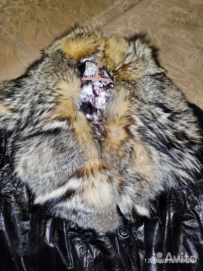 Кожаный плащ