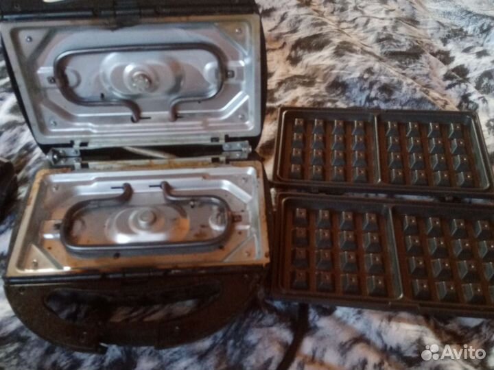 Сендвичница