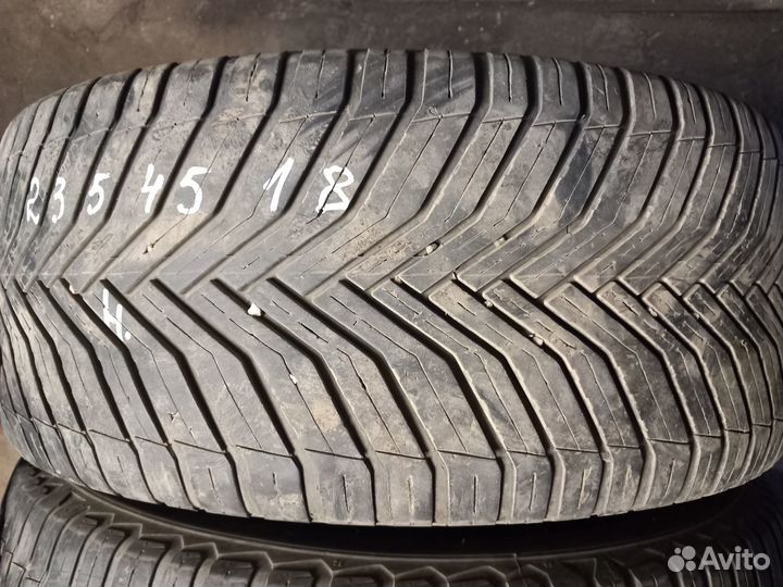 Michelin CrossClimate 235/45 R18