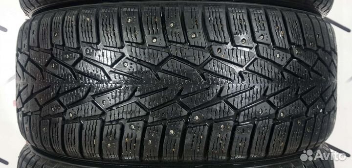 Nokian Tyres Hakkapeliitta 7 235/55 R17