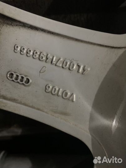 Оригинальные диски на Ауди Q7. Touareg r18