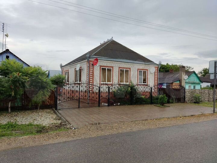 Дом 200 м² на участке 25 сот.