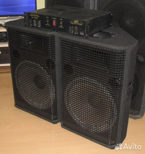 Колонки R215-Pro 800W Stereo 2ш в дереве+AMP Power