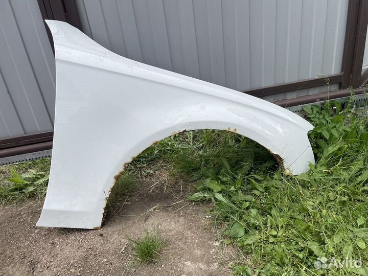 Правое переднее крыло audi a4 b8