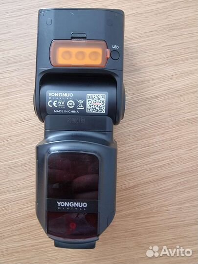 Вспышка yongnuo yn968n