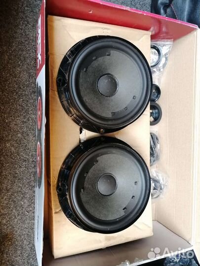 Колонки передние vw jetta 6