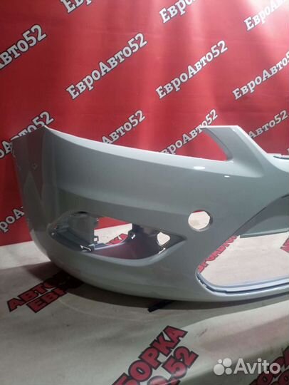 Передний бампер Ford Focus 2