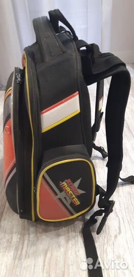 Школьный рюкзак