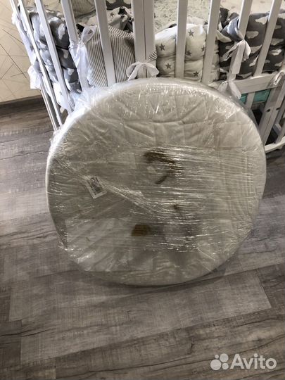 Матрасик для круглой кроватки