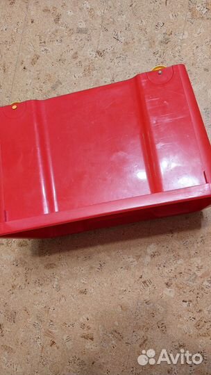 Ящик для игрушек на колесиках