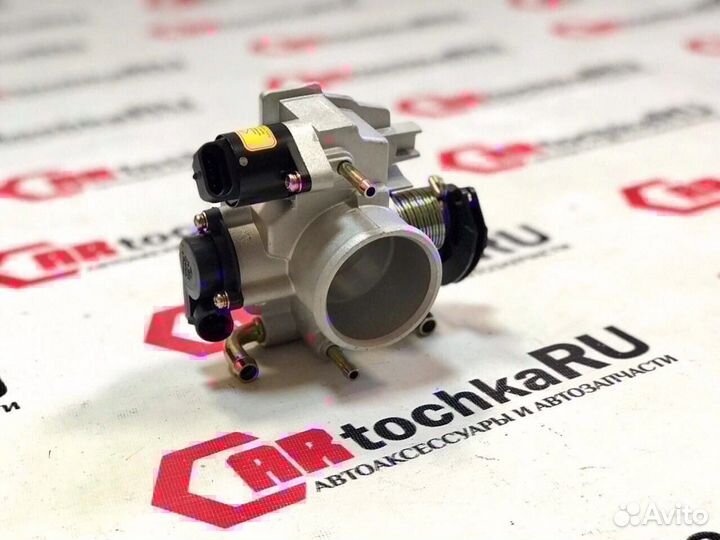 Дроссельная заслонка Приора в сборе