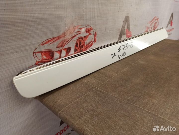 Молдинг двери передний левый Lexus Gx460