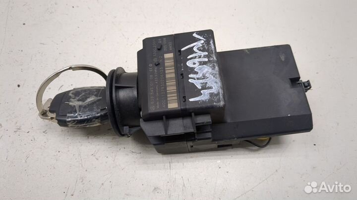 Замок зажигания Mercedes Vito W639, 2005