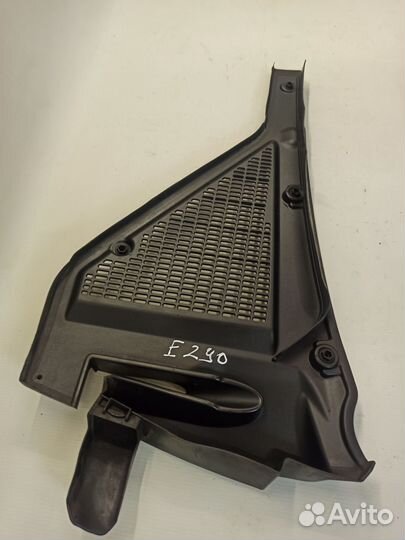 Жабо корпуса фильтра левый BMW X5 E70