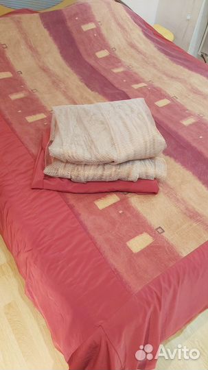 Комплект покрывало на кровать 160*200 и шторы