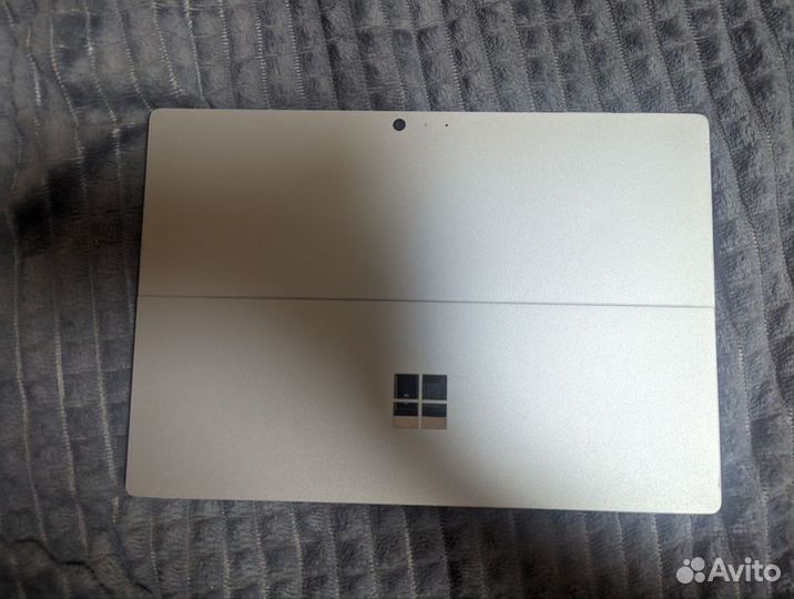 Surface pro 4 i5/4gb/ssd