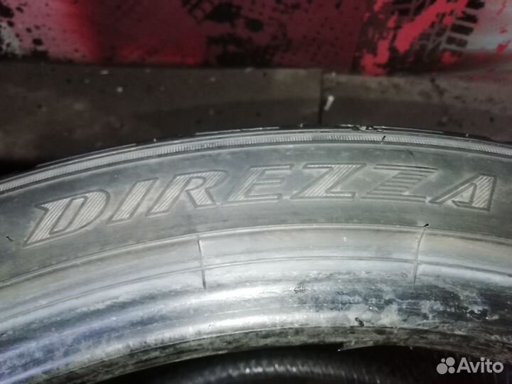 Dunlop Direzza DZ102 235/40 R18