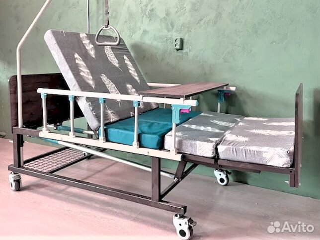 Медицинская кровать для лежачих больных IK 5124С