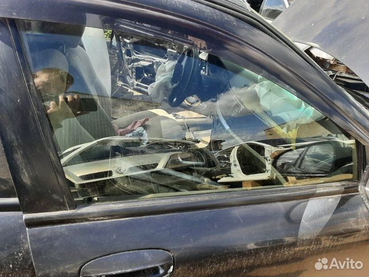 Уплотнитель стекла двери Kia Spectra 1.6 S6D 2008