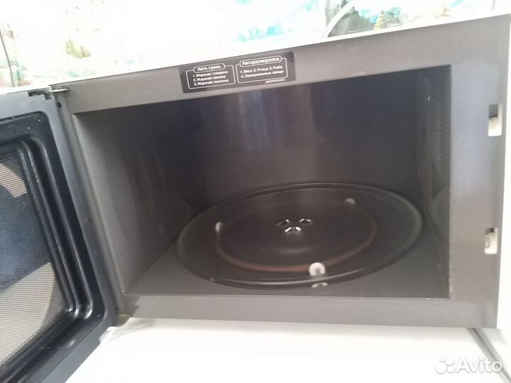 Микроволновая печь LG