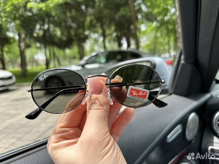 Солнцезащитные очки Ray-Ban