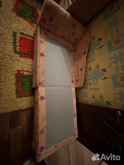 Диван односпальный бу