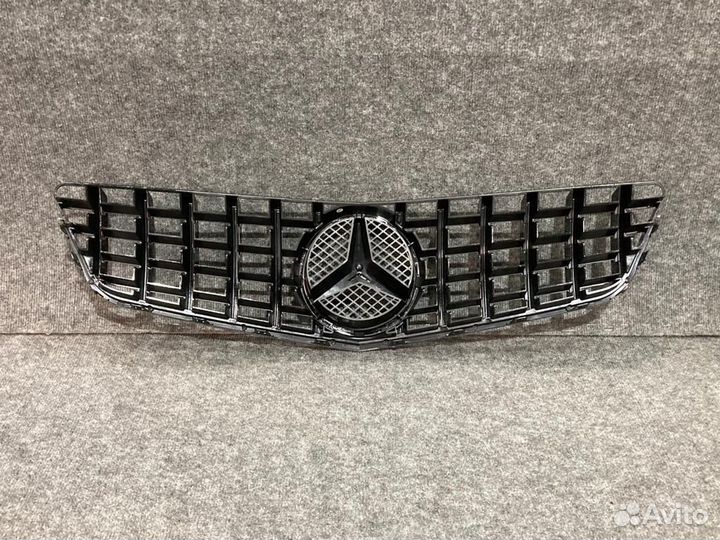 Решетка радиатора для Мерседес W 207 До рестайлинг