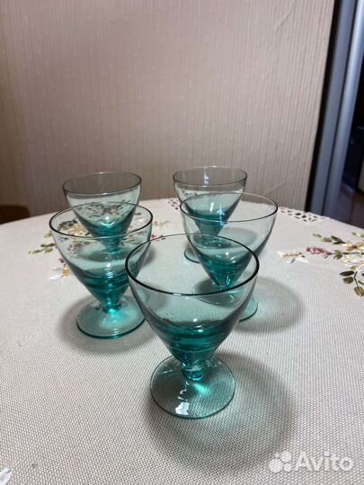 Рюмка,бокалы цветное стекло