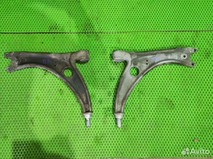 Рычаг подвески передний Фольксваген Пассат Б6