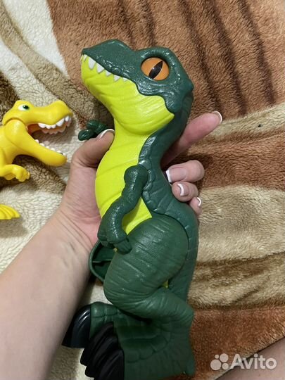 Игрушки динозавры