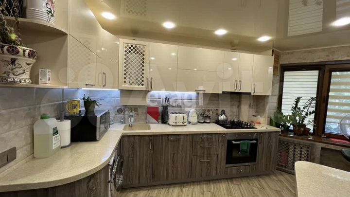 3-к. квартира, 77 м², 2/5 эт.