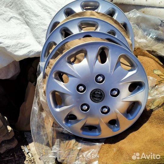 Колпаки r14 отличное состояние