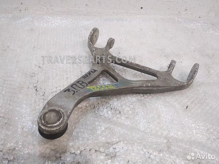 Рычаг задний верхний правый