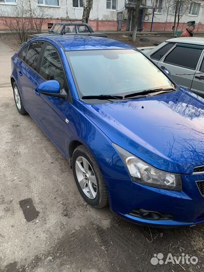 Chevrolet Cruze 1.6 AT, 2011, 190 000 