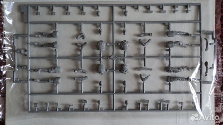 Сборная модель DML Horse Drawen 2.8cm sPzB41