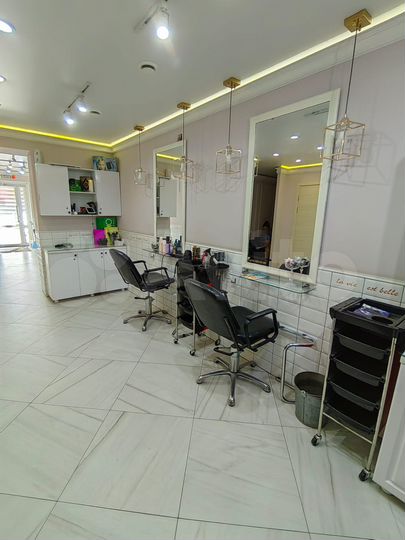 Салон красоты, готовый бизнес, 46 м²