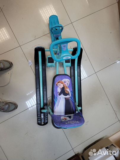 Детский снегокат со спинкой