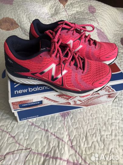 Кроссовки для бега