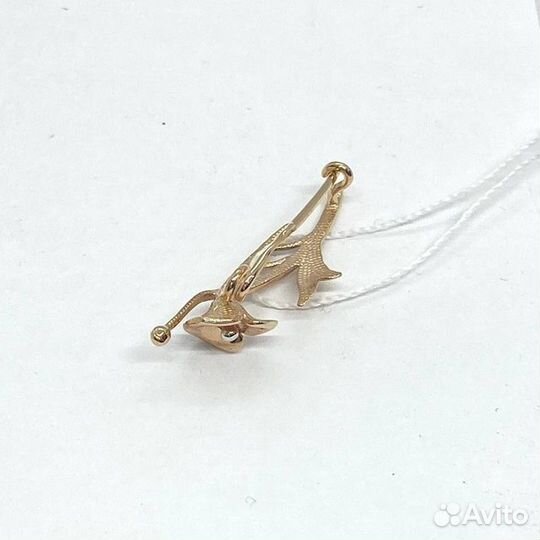 Золотая брошь