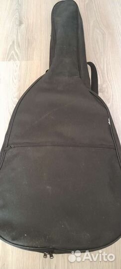 Гитара с чехлом