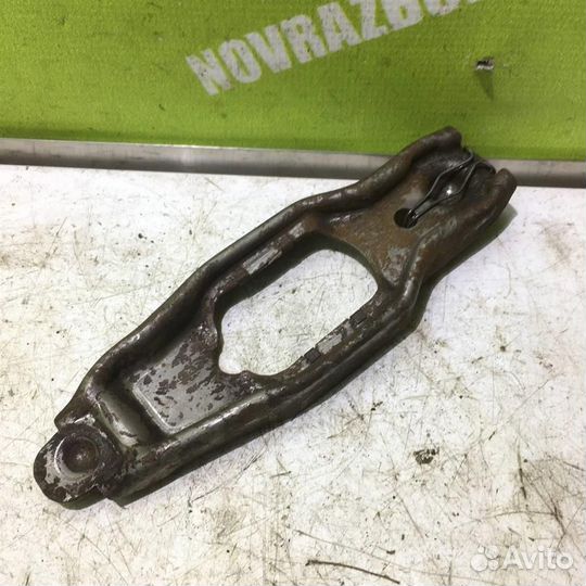 Вилка сцепления Фольксваген Пассат Б6